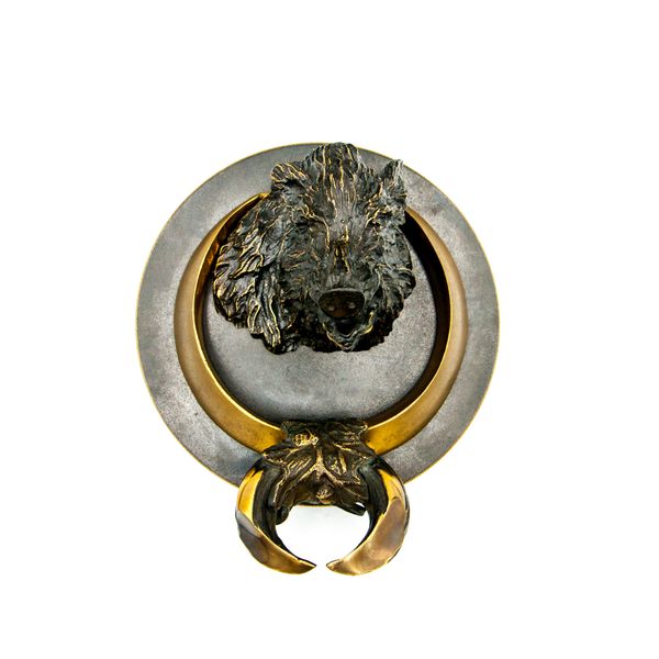 Kołatka z rzeźbą "Dzik"