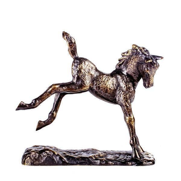 Rzeźba "Wierzgające źrebię"