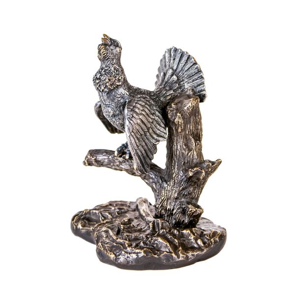 Rzeźba "Głuszec na gałęzi z pniem"