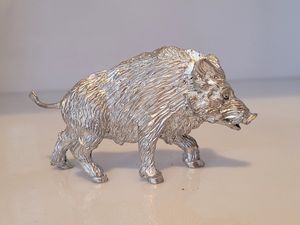 Figurka z mosiądzu „Dzik mały patrzący w lewo” 5